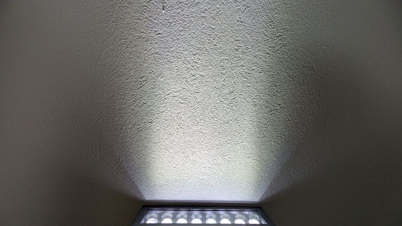 高輝度バー照明器